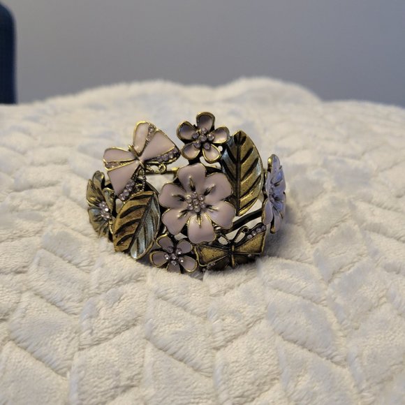 Vintage Enameled Hinged Cuff Bracelet - Picture 4 of 4